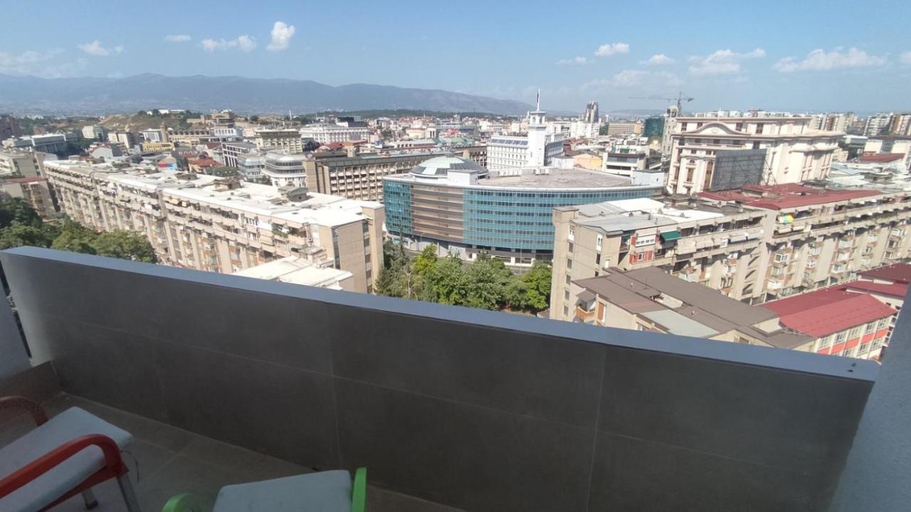 Sky View Luxury Center Skopje Apartments Eksteriør bilde