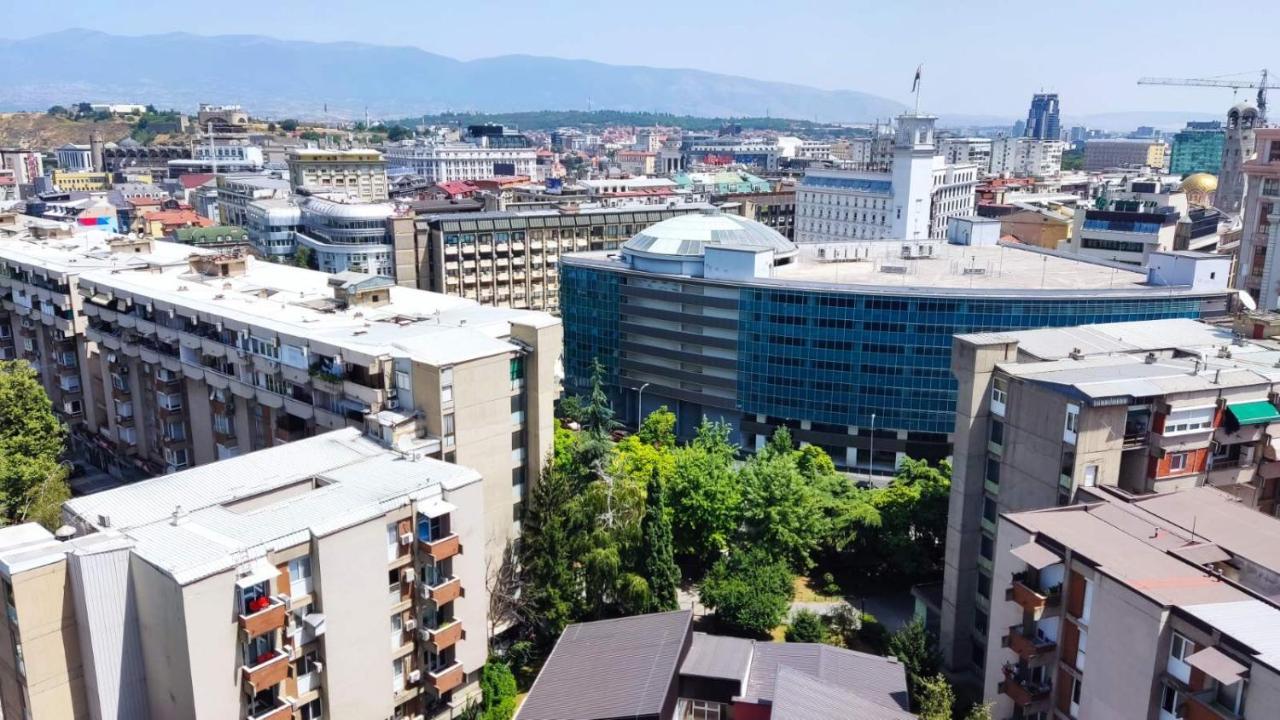 Sky View Luxury Center Skopje Apartments Eksteriør bilde